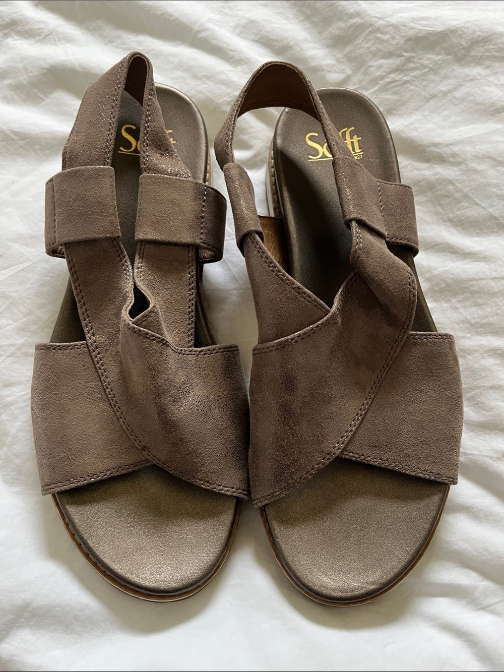 Sofft sparkly bronze brown leather sandals